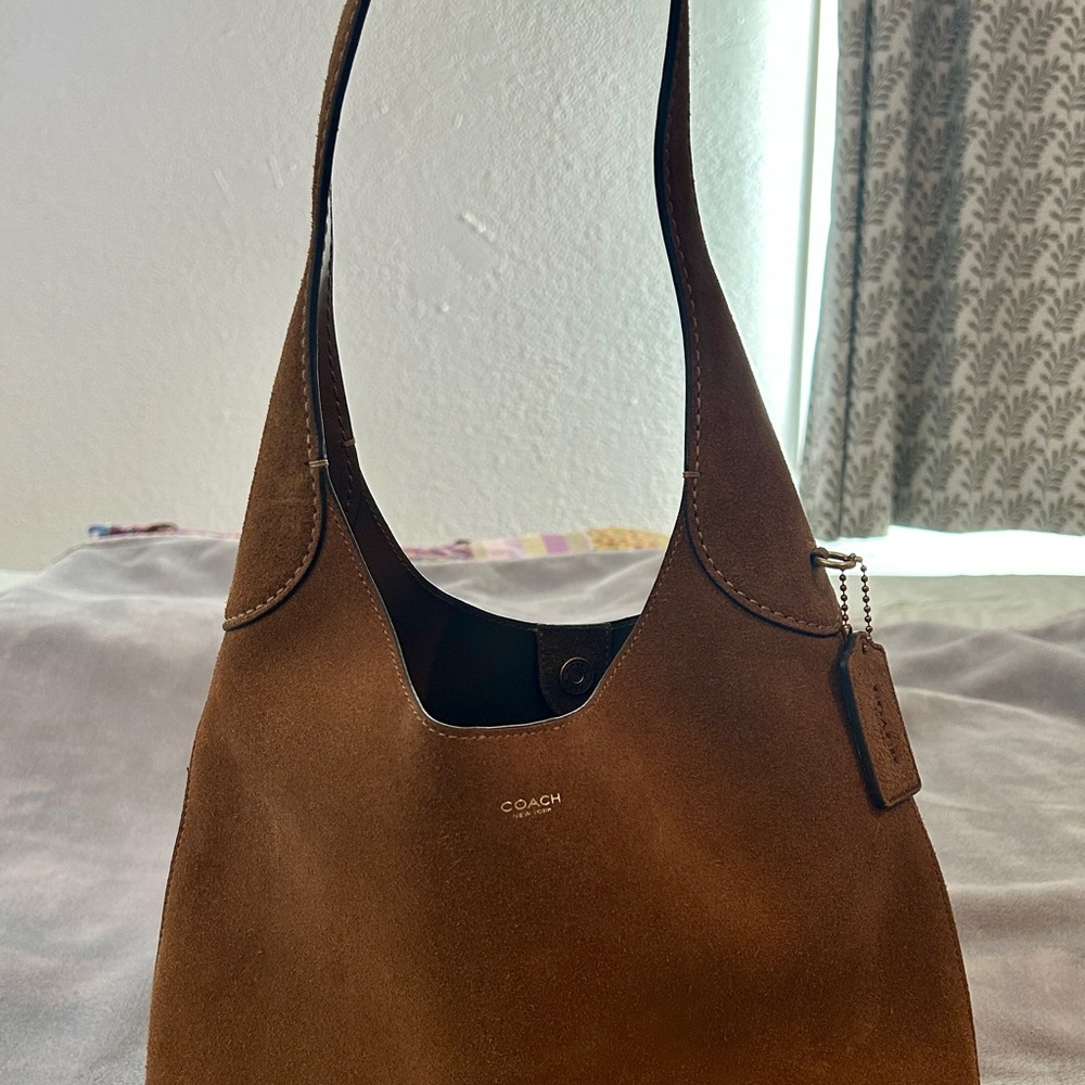 Coach Brooklyn 28 Tan Suede